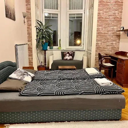 Zen By Market Hostal *