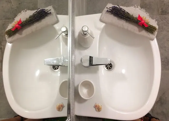 Zen By Market Hostel *