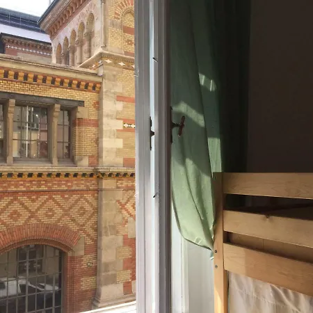 Zen By Market Hostel *
