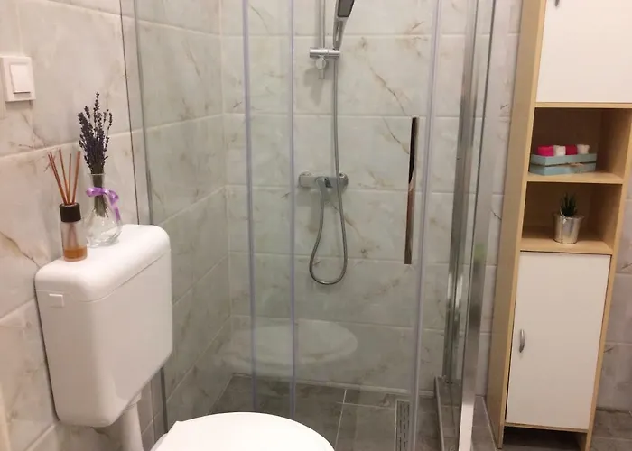 Zen By Market 旅馆