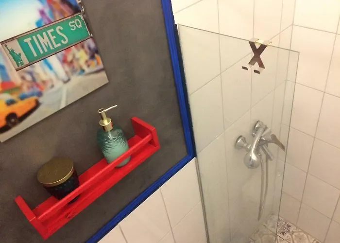 Zen By Market 旅馆 *