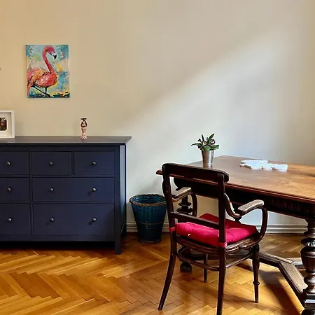 Zen By Market Hostel